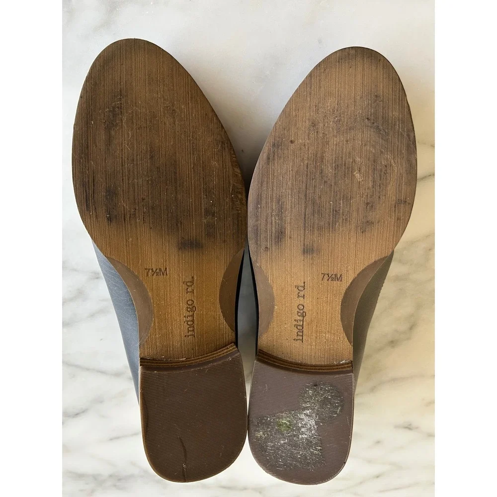 Indigo Rd Womens Black Almond‎ Toe Slip On Loafers Size 7.5M Stacked Heel Shoes